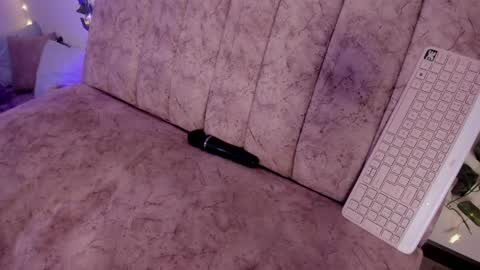 charlotte online show from 04.18.26