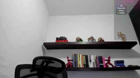 Snapshot of chabela_ chatting on 12.15.24 Isa online show from 12.15.24