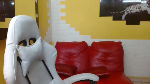 Snapshot of chacorta_ chatting on 04.23.26 chacorta_ online show from 04.23.26