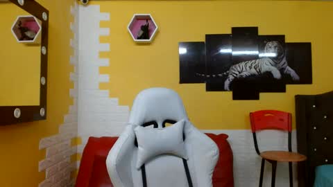 Snapshot of chacorta_ chatting on 05.22.26 chacorta_ online show from 05.22.26