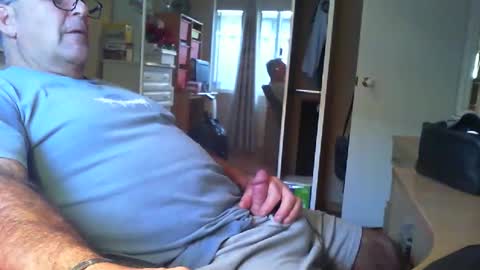 Chalky online show from 10.22.25