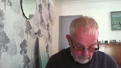 Champers online show from 05.12.26