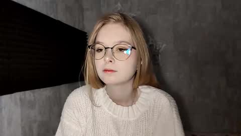 Lia online show from 12.22.25