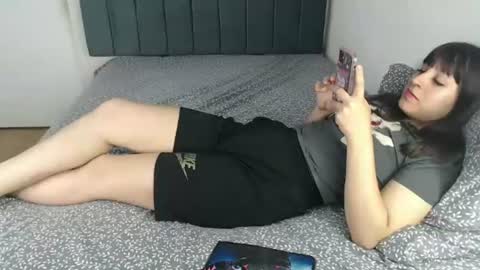 Snapshot of chanelsexyy chatting on 02.17.25 Viviana 3 online show from 02.17.25