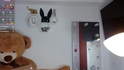 Isabella online show from 12.07.24