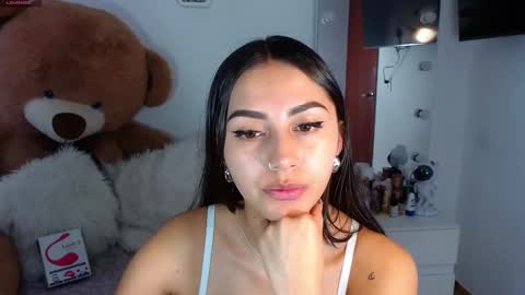 Isabella online show from 12.19.24