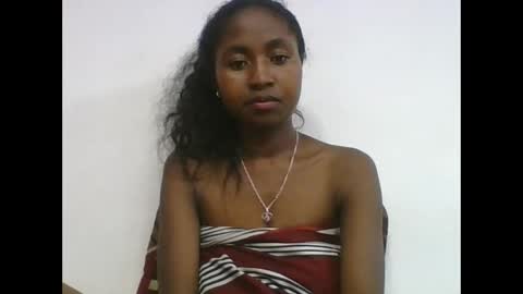 Snapshot of chantale483461 chatting on 04.18.26 chantale483461 online show from 04.18.26