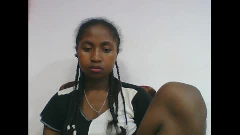 Snapshot of chantale483461 chatting on 04.29.26 chantale483461 online show from 04.29.26