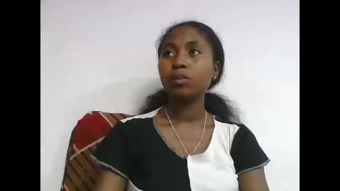 Snapshot of chantale483461 chatting on 05.11.26 chantale483461 online show from 05.11.26