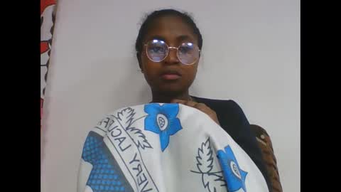 Snapshot of chantale483461 chatting on 05.16.26 chantale483461 online show from 05.16.26