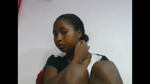 Snapshot of chantale483461 chatting on 05.18.26 chantale483461 online show from 05.18.26