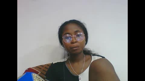Snapshot of chantale483461 chatting on 05.18.26 chantale483461 online show from 05.18.26