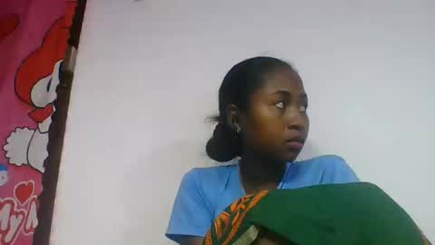 Snapshot of chantale483461 chatting on 05.26.26 chantale483461 online show from 05.26.26