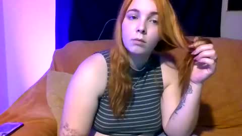 Snapshot of chaosfairyart chatting on 11.02.25 chaosfairyart online show from 11.02.25