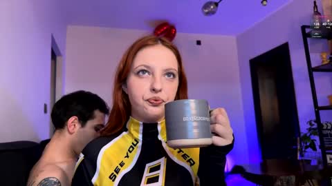 Snapshot of chaptertoo chatting on 02.16.25 SofiLiam online show from 02.16.25