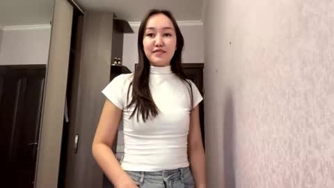 Snapshot of charitarandhawa chatting on 03.13.26 Mia online show from 03.13.26