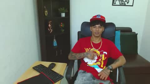 Snapshot of charlie_oconnor chatting on 12.29.24 Charlie oconnor online show from 12.29.24