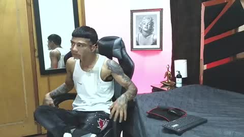 Snapshot of charlie_oconnor chatting on 03.06.25 Charlie oconnor online show from 03.06.25