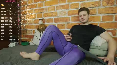 Snapshot of charlie_smiley chatting on 01.10.26 Charlie Smiley online show from 01.10.26