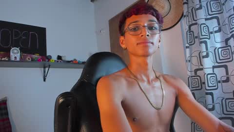 Snapshot of charlieerusso chatting on 12.05.24 Charles Russo online show from 12.05.24