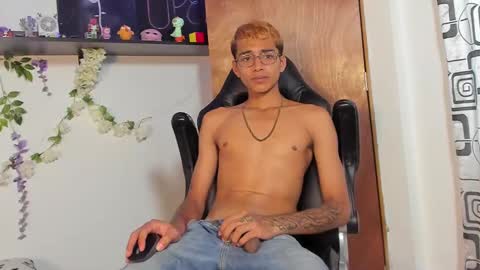 Snapshot of charlieerusso chatting on 02.17.25 Charles Russo online show from 02.17.25