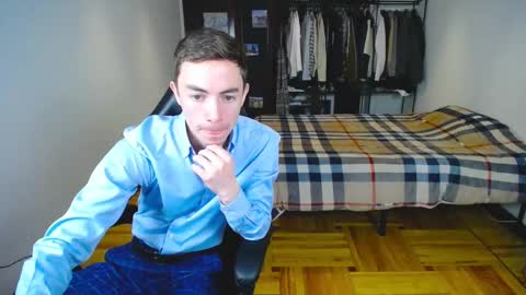 carlos reyes online show from 02.12.25