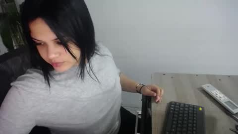 Snapshot of charlot_walker chatting on 01.08.26 Charlote Walker online show from 01.08.26