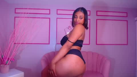 Snapshot of charlote_fun_a chatting on 01.14.25 Charlote online show from 01.14.25