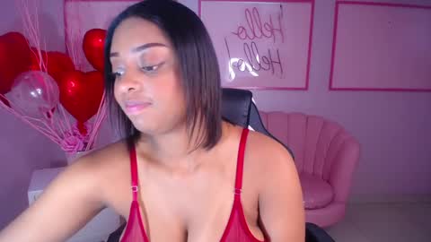 Snapshot of charlote_fun_a chatting on 02.04.25 Charlote online show from 02.04.25