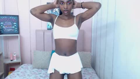 Snapshot of charlothcameronrs chatting on 02.14.26 charlothcameronrs online show from 02.14.26