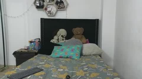 charlotte_027 online show from 01.28.25