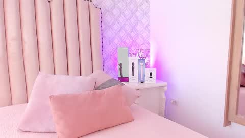   Charlotte  online show from 01.30.25