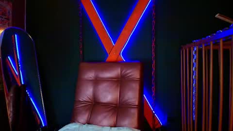  CHARLOTTE BROWN  online show from 12.02.25