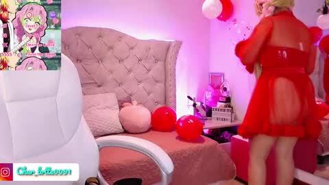 Snapshot of charlotte_jones__1 chatting on 02.14.25 Charlotte online show from 02.14.25