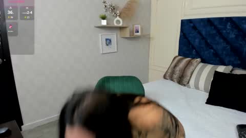 Charlotte Mayers online show from 10.06.25