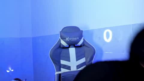 Charlotte online show from 04.12.26