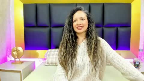 Snapshot of charlotte_monnroe chatting on 05.05.26 charlotte_monnroe online show from 05.05.26