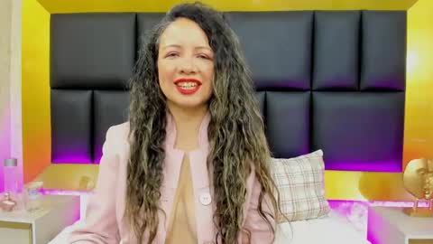 Snapshot of charlotte_monnroe chatting on 05.29.26 charlotte_monnroe online show from 05.29.26