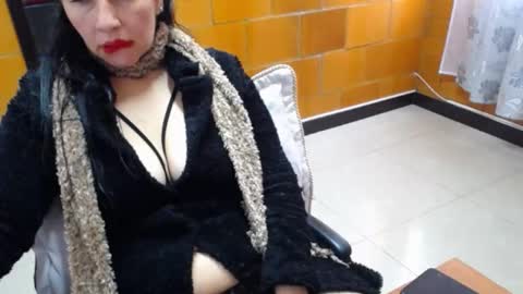 Charlotte online show from 11.19.25