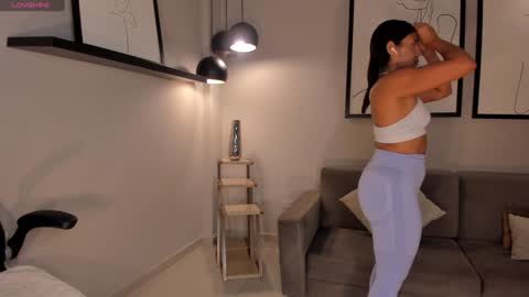 Charlotte online show from 01.21.25