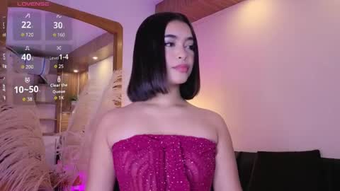 Snapshot of charlotteg18 chatting on 05.13.26 Charlote online show from 05.13.26