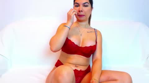 Charlotte online show from 04.03.26