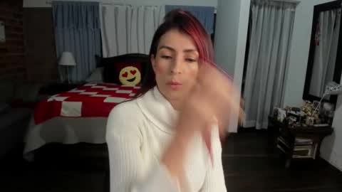 Charlotte online show from 12.04.25