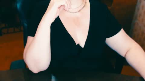 CharlotteXTasty online show from 02.06.25