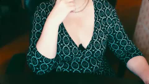 CharlotteXTasty online show from 02.10.25