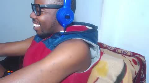 charly_vergonti_ online show from 10.05.25