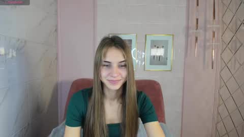 Snapshot of charmbianca chatting on 01.31.25 Bianca online show from 01.31.25