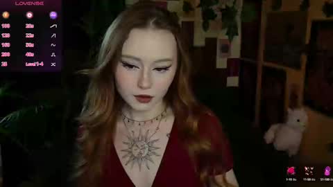 Snapshot of charming_lilly chatting on 02.13.25 Lissa online show from 02.13.25