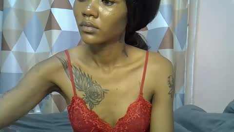 Snapshot of charmingdime chatting on 05.25.26 charmingdime online show from 05.25.26