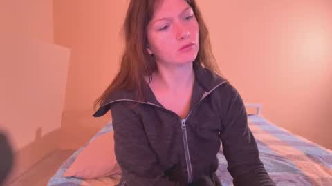 Snapshot of charmingkatie chatting on 11.21.25 katie online show from 11.21.25